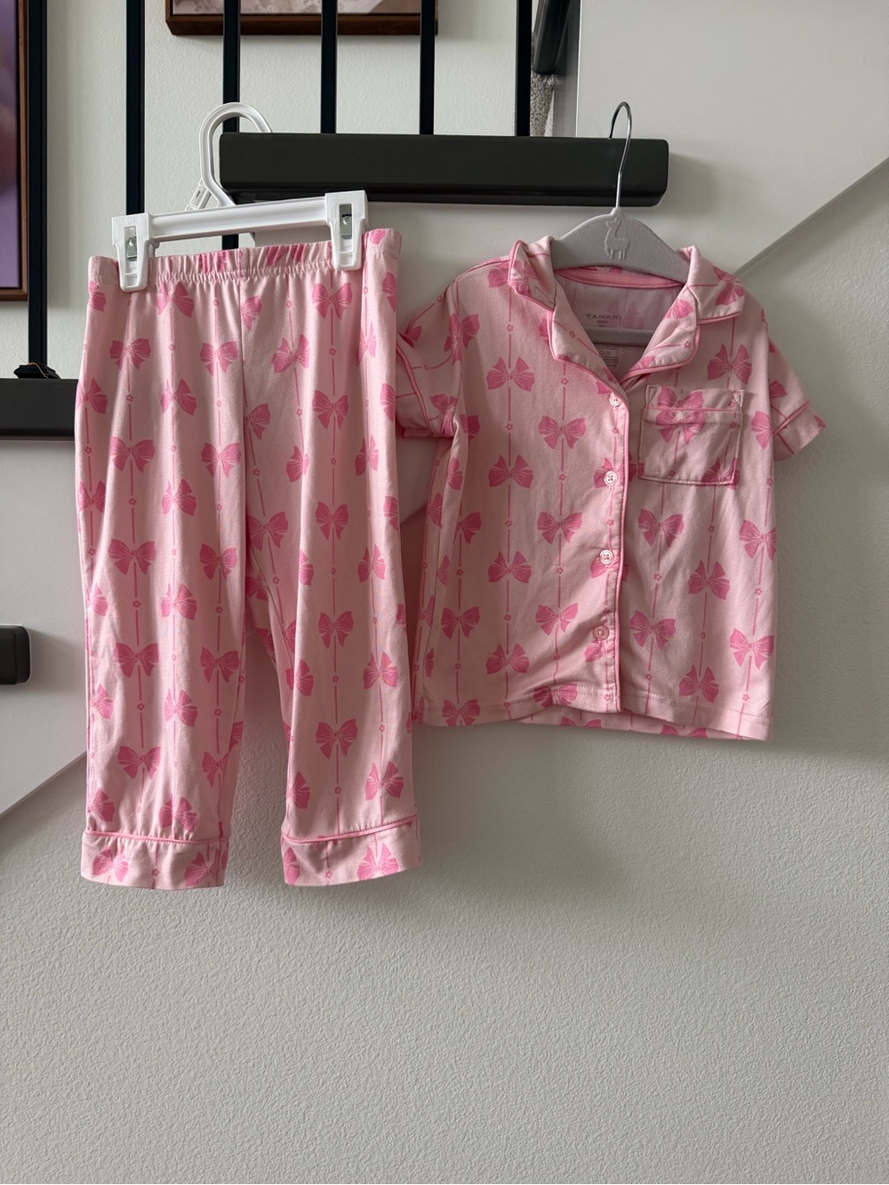 Tahari Pink Butterfly Short Sleeve Pajama Set